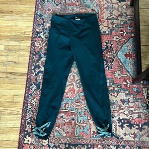 Green Old Navy Active Leggings